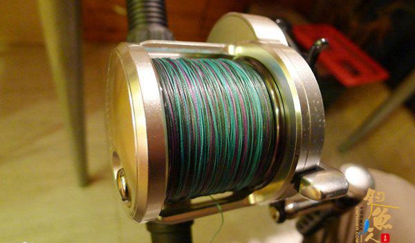 图文解说:鼓式渔轮的卷线技巧