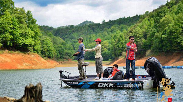 浅谈路亚作钓的模式形成