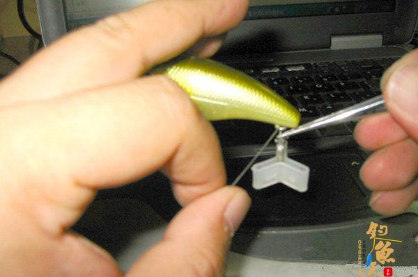 DIY改造路亚挂底永不消失的拟饵