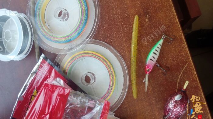 路亚黑鱼用什么饵最好？