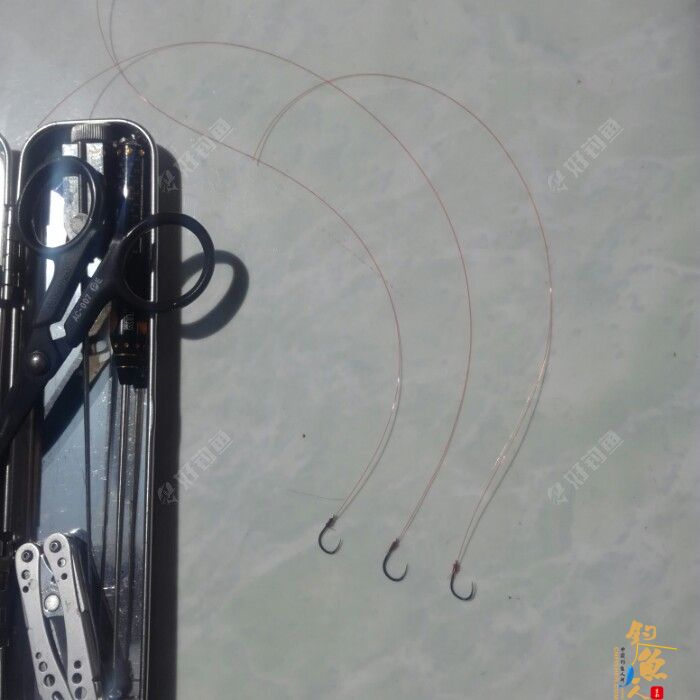 详细解说串钩路亚河钓法，精,配图