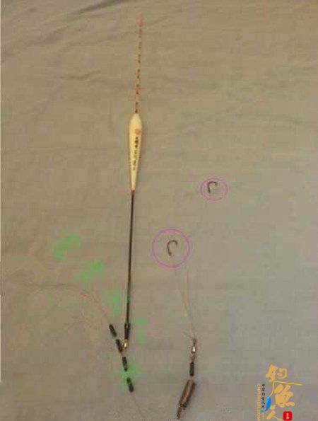 台钓鲢鳙鱼的三种自创调漂方法 图2 钓鲢鳙鱼的浮漂一定要选的大点的浮漂