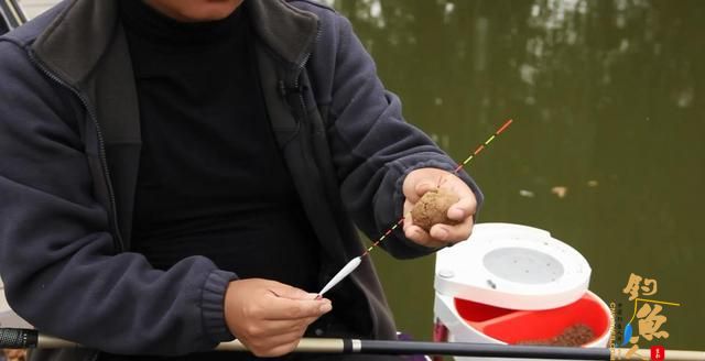 钓鱼调漂找底没那么难，只要避免下面2个错误就行