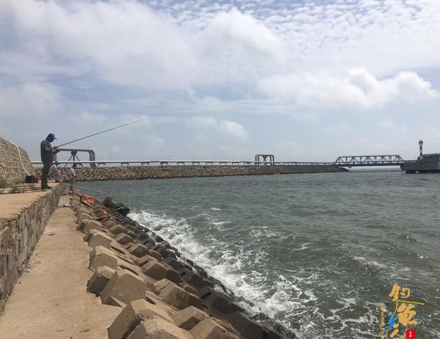 矶钓最主要的就是这几个动作的连贯配合,我先从入门讲起