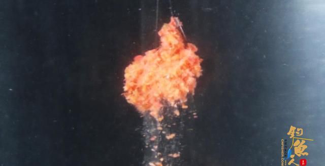 钓鱼时精准调出一钩触底一钩躺底的状态