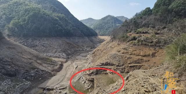 想钓大鱼先找底,一张图告诉你找底的重要性 水库全览,红圈处守大鱼极佳