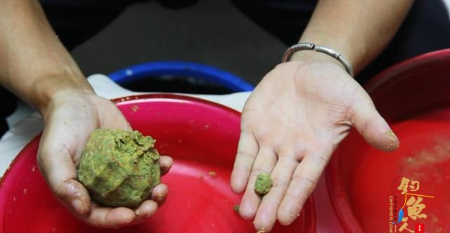 水库钓鲤鱼、草鱼的好用商品饵配方