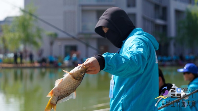 2025泰山·大学生钓鱼大赛在泰山科技学院明湖畔圆满落幕